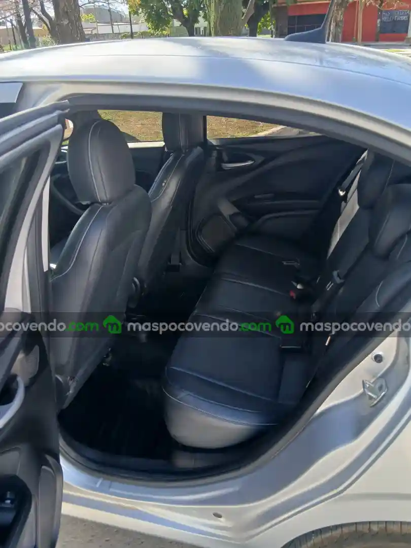 Fiat Cronos Presision 1.8 Style Pack 2022  2022 - foto 3