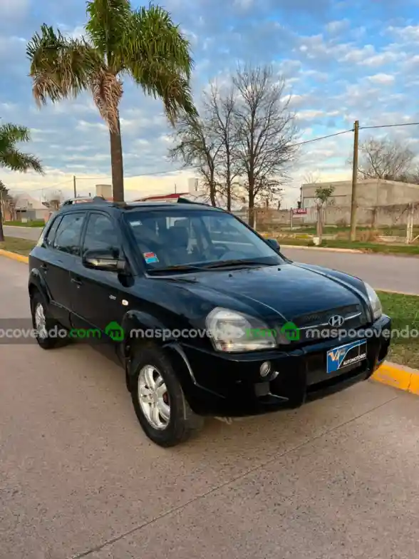 Hyundai Tucson 2.0 - foto 3