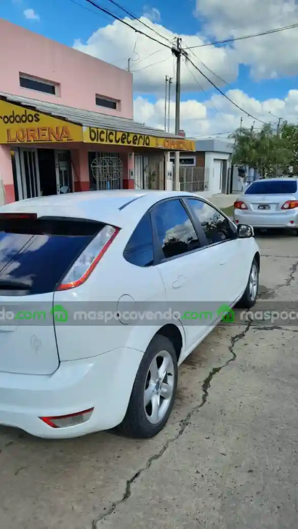 Ford Focus 1.6 Trend - 2012  2012 - foto 4