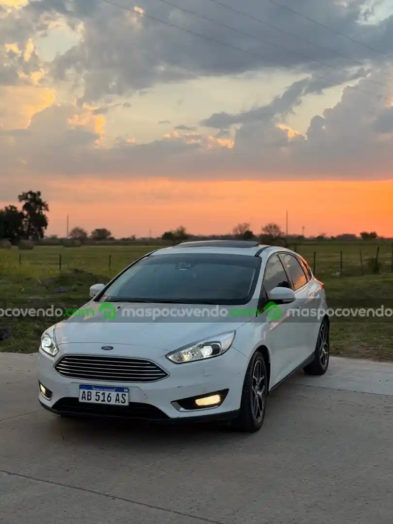 Ford Focus - foto 3