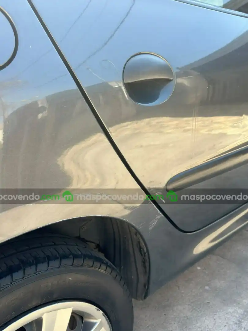Peugeot 206 2010 1.4 Nafta  2010 - foto 4