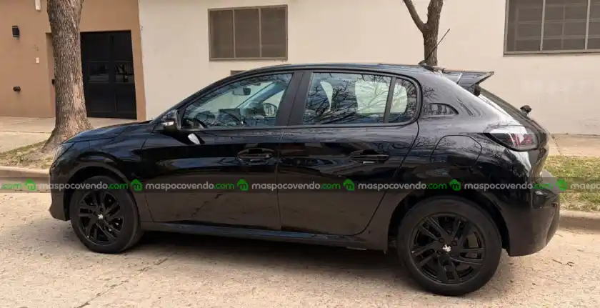Peugeot 208 - foto 3