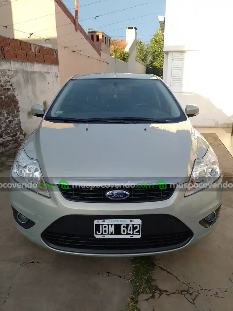 Ford Focus - foto 1