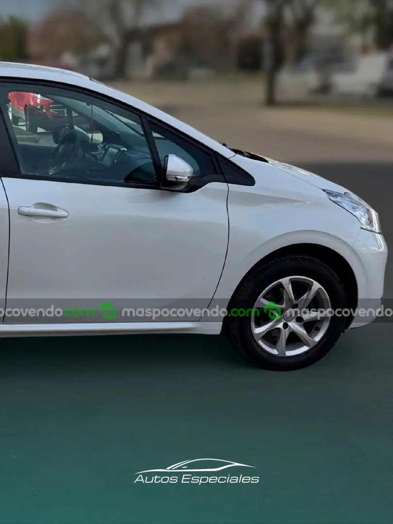 Peugeot 208 2016  2016 - foto 4
