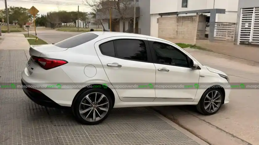 Fiat Cronos Precision 1.8 At6 - foto 5