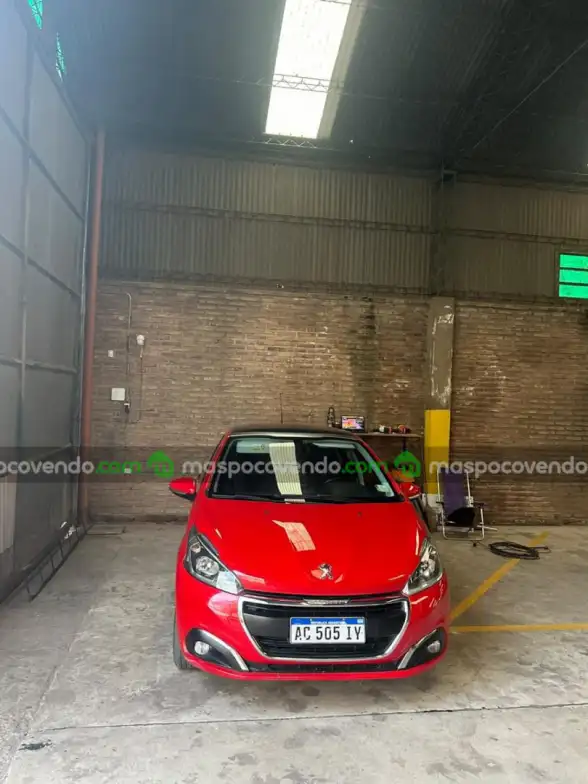 Peugeot 208 1.6 5P Feline 2018  2018 - foto 2