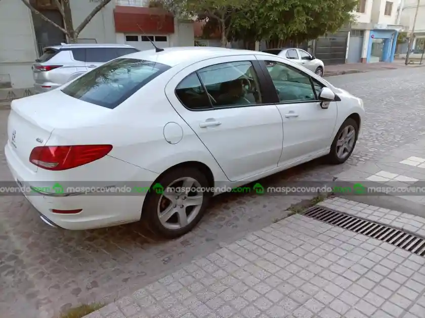 Peugeot 408 2014 Allure + Nav, 2.0 Nafta  2014 - foto 2