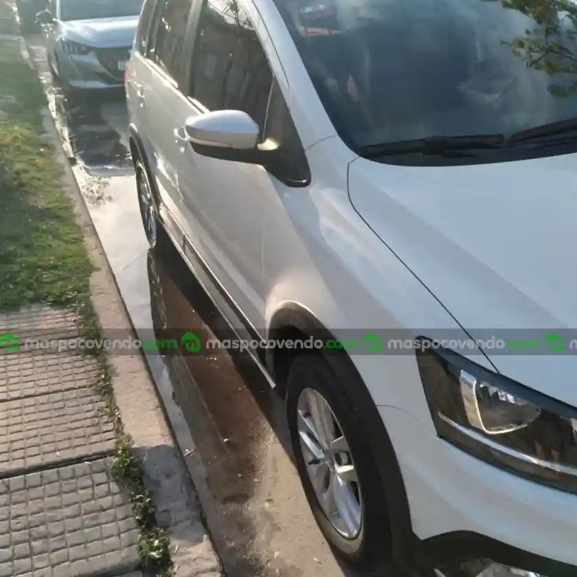 Volkswagen Suran Cross 2015  2015 - foto 4