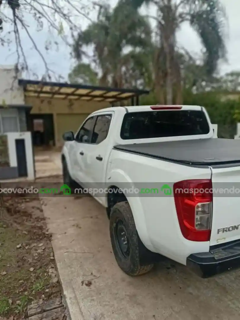 Nissan Frontier S 4X4 - foto 1