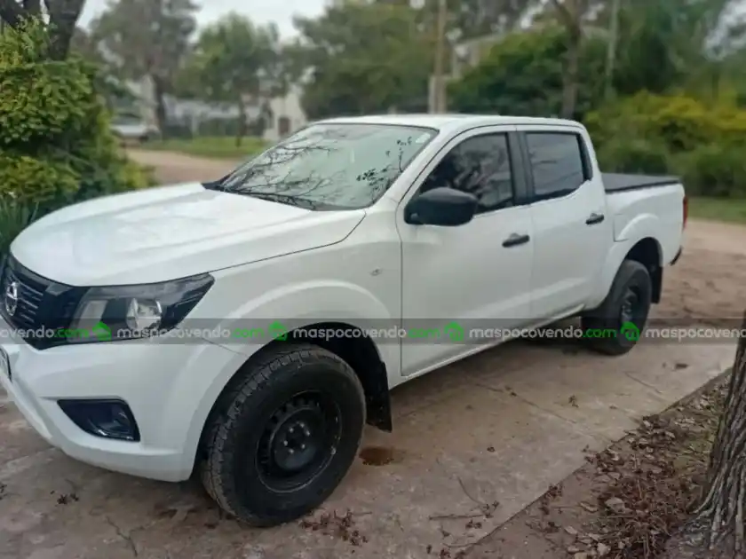 Nissan Frontier S 4X4 - foto 2