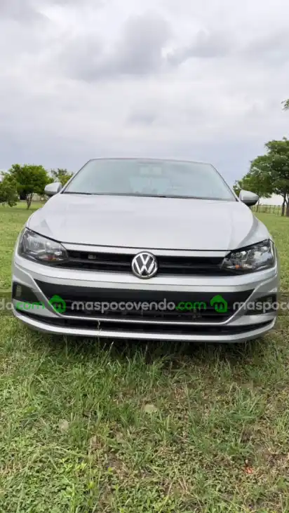Volkswagen Polo Confortline - foto 1