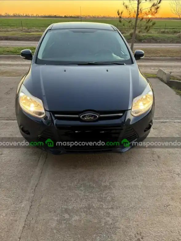 Ford Focus - foto 1