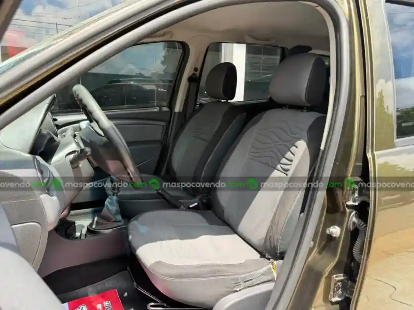 Renault Duster 2.0 M/T Luxe Nav 4X2 Año 2013 Super Confiable!!  2013 - foto 2