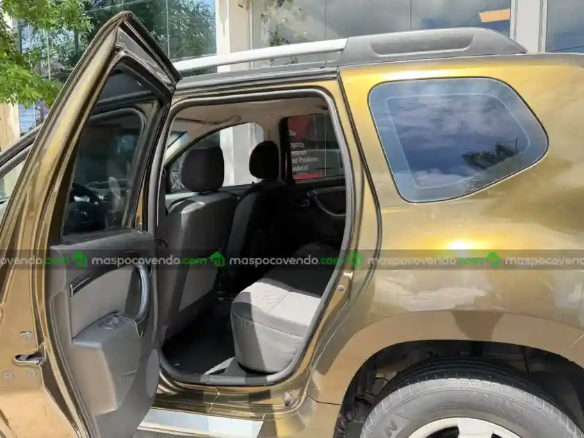 Renault Duster 2.0 M/T Luxe Nav 4X2 Año 2013 Super Confiable!!  2013 - foto 4