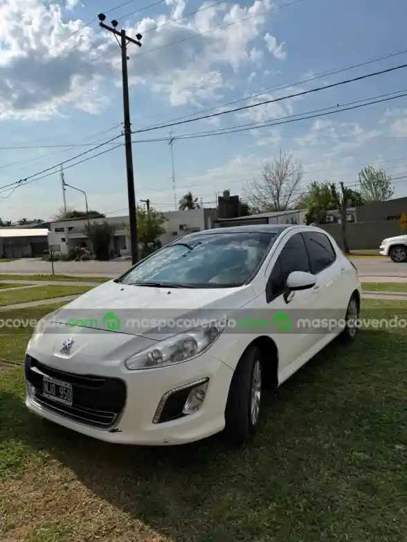 Peugeot 308 - foto 1