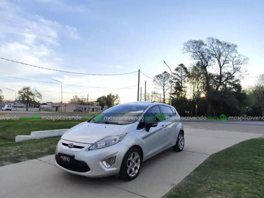 Ford Fiesta Kd Titanium - foto 4