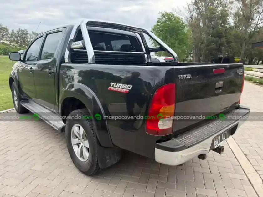 Toyota Hilux 3.0 Dc 4X2 Tdi Srv L05 2009  2009 - foto 2