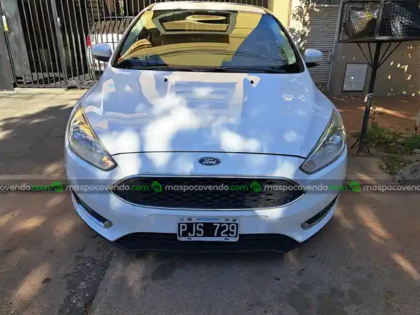 Ford Focus - foto 1