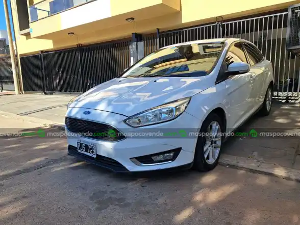 Ford Focus - foto 4
