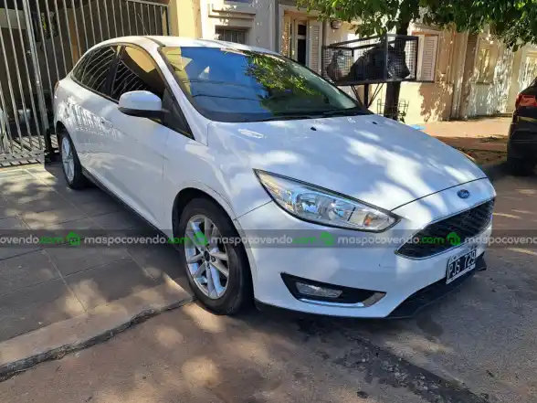 Ford Focus - foto 5