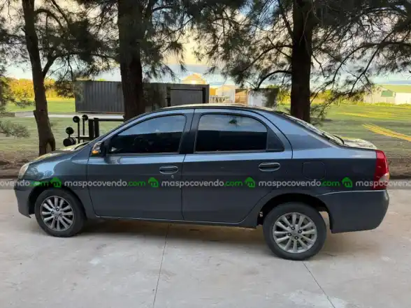 Toyota Etios 1.5 4P Xls 2015  2015 - foto 2