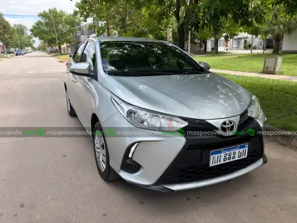 Toyota Yaris - foto 4