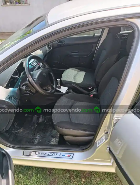Peugeot 207 Compact - foto 1