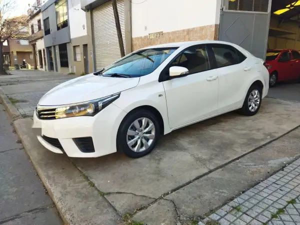 Toyota Corolla 1.8 Xli L/14  2015 - foto 1