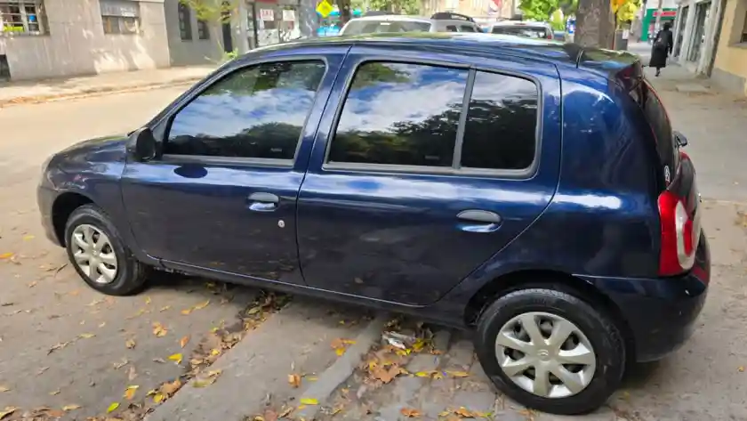 Renault Clio Mio 1.2 5 P Confort Pack  2015 - foto 5
