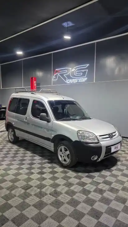 Peugeot Partner Pata. 1.6 Vtc Plus  L10/17  2016 - foto 1