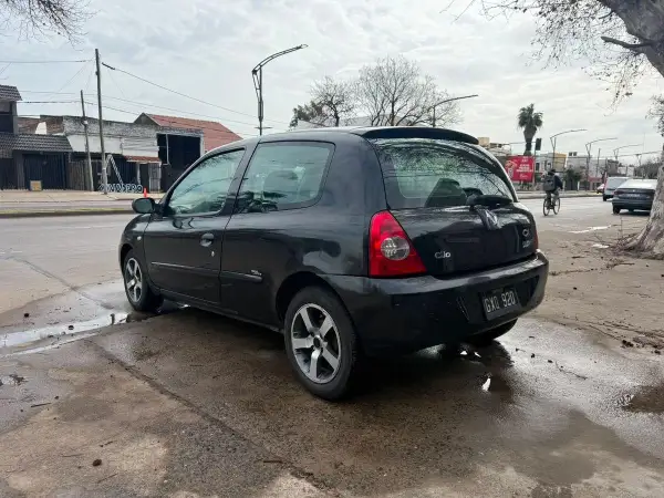 Renault Clio 2 F2 1.2 3 P. Pack Plus  2008 - foto 1