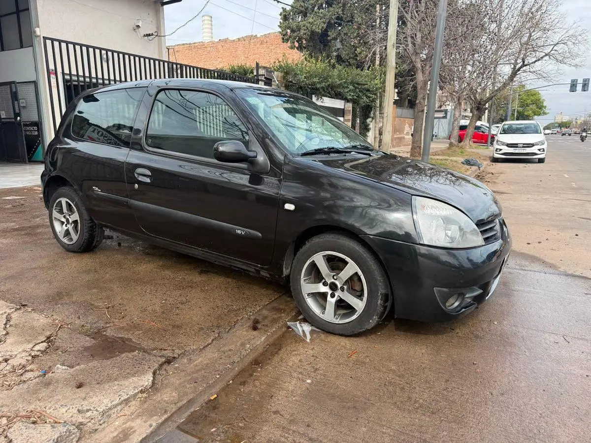 Renault Clio 2 F2 1.2 3 P. Pack Plus  2008 - foto 5