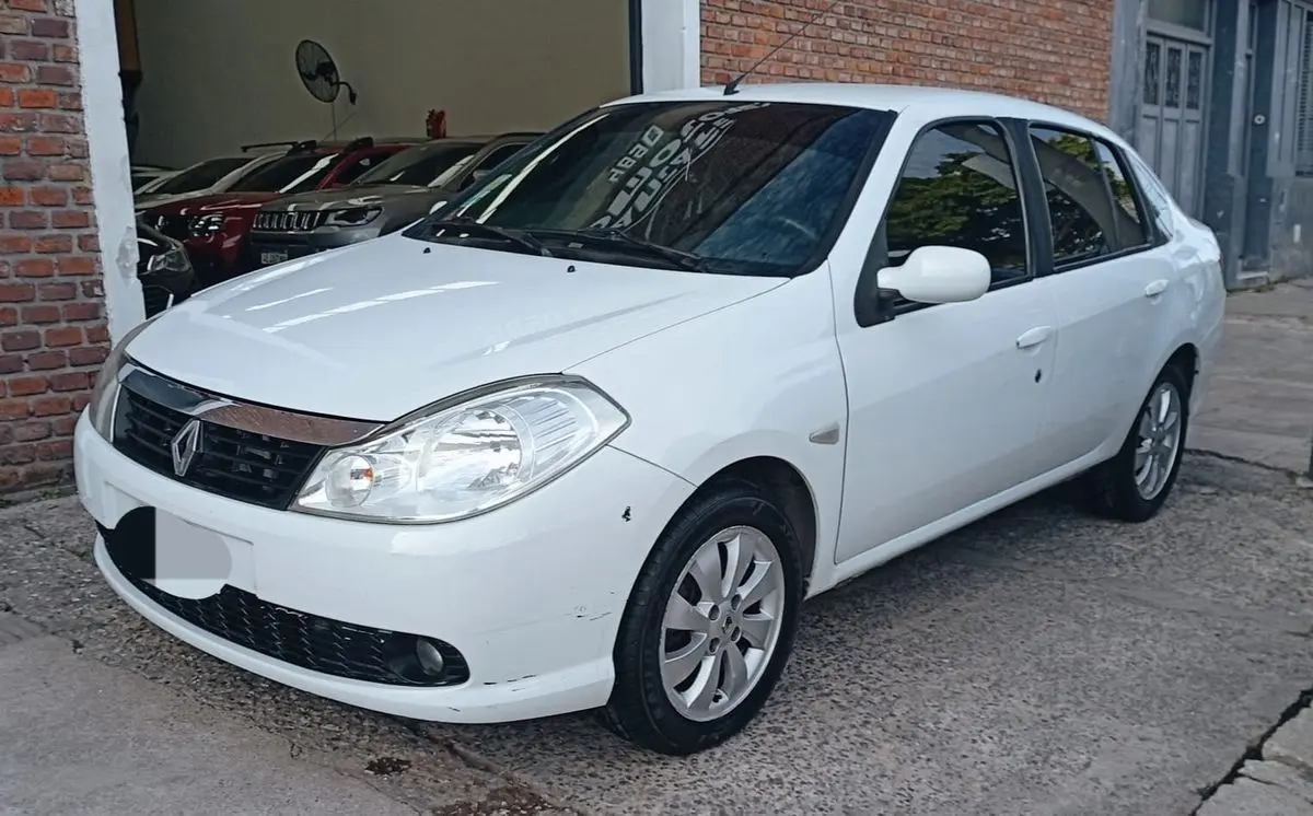 Renault Symbol 1.6 16V Luxe  2010 - foto 2