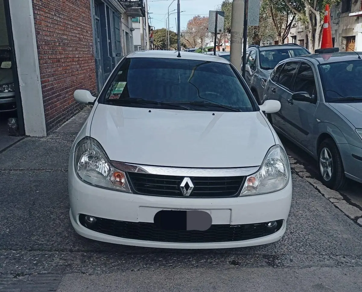 Renault Symbol 1.6 16V Luxe  2010 - foto 3