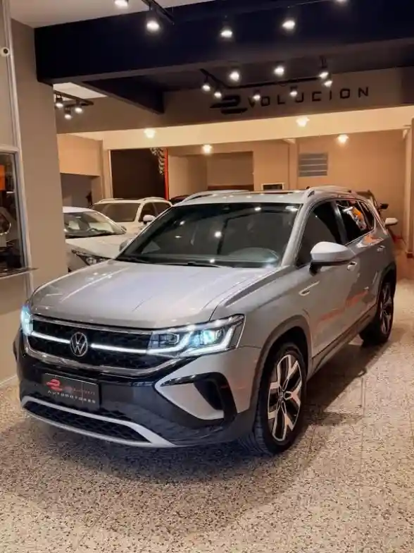 Volkswagen Taos 1.4 250 Tsi Highline At L/24  2025 - foto 1