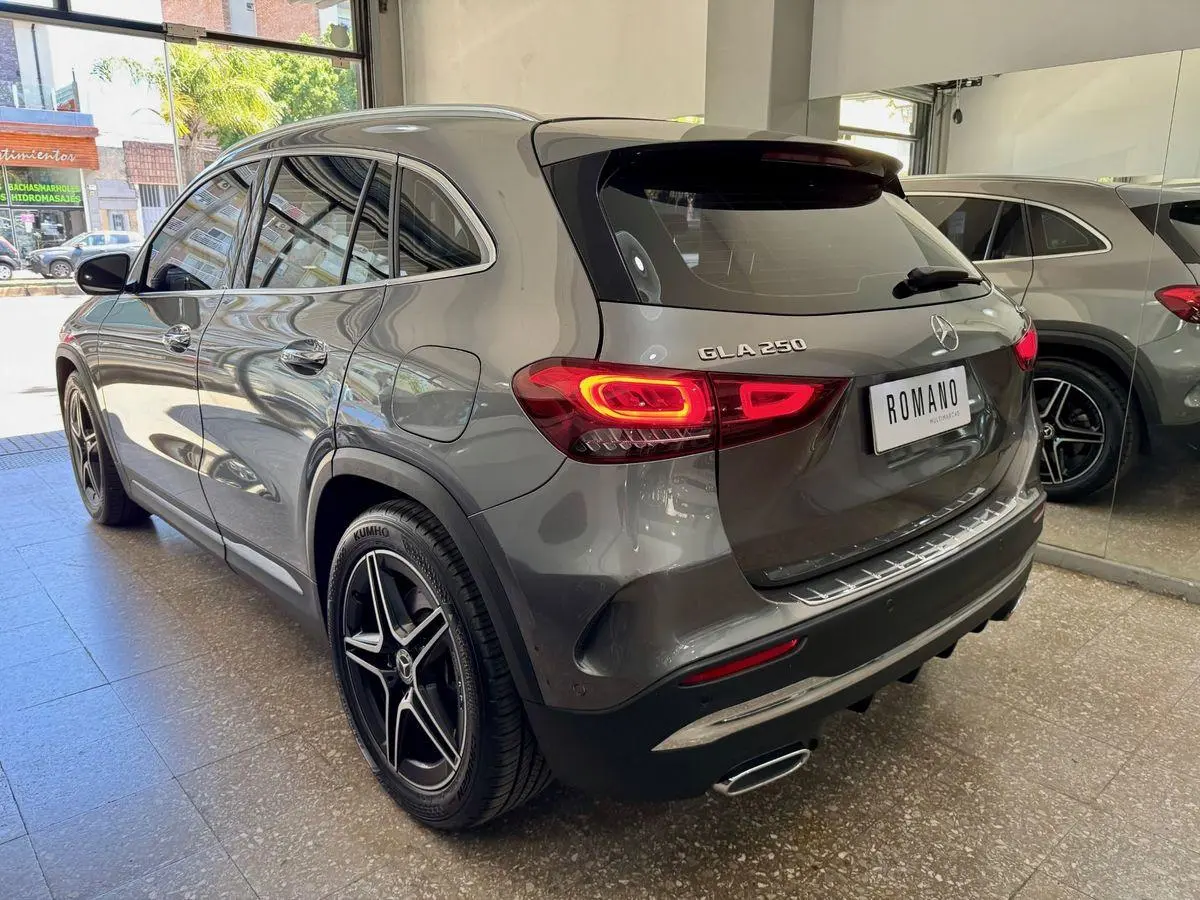 Mercedes Benz Gla 250 4Matic Urban Amg Line  2022 - foto 4