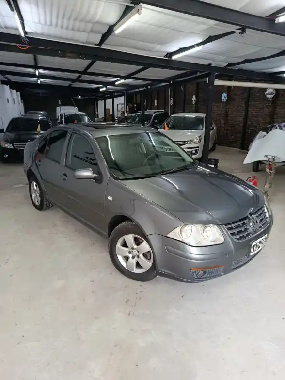 Volkswagen Bora 1.9 Tdi Trendline L/07  2012 - foto 3