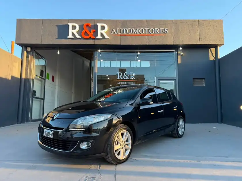 RENAULT MEGANE III 2.0  PRIVILEGE 2014 - foto 1