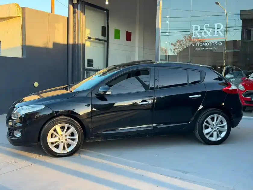Renault Megane Iii 2.0  Privilege  2014 - foto 4