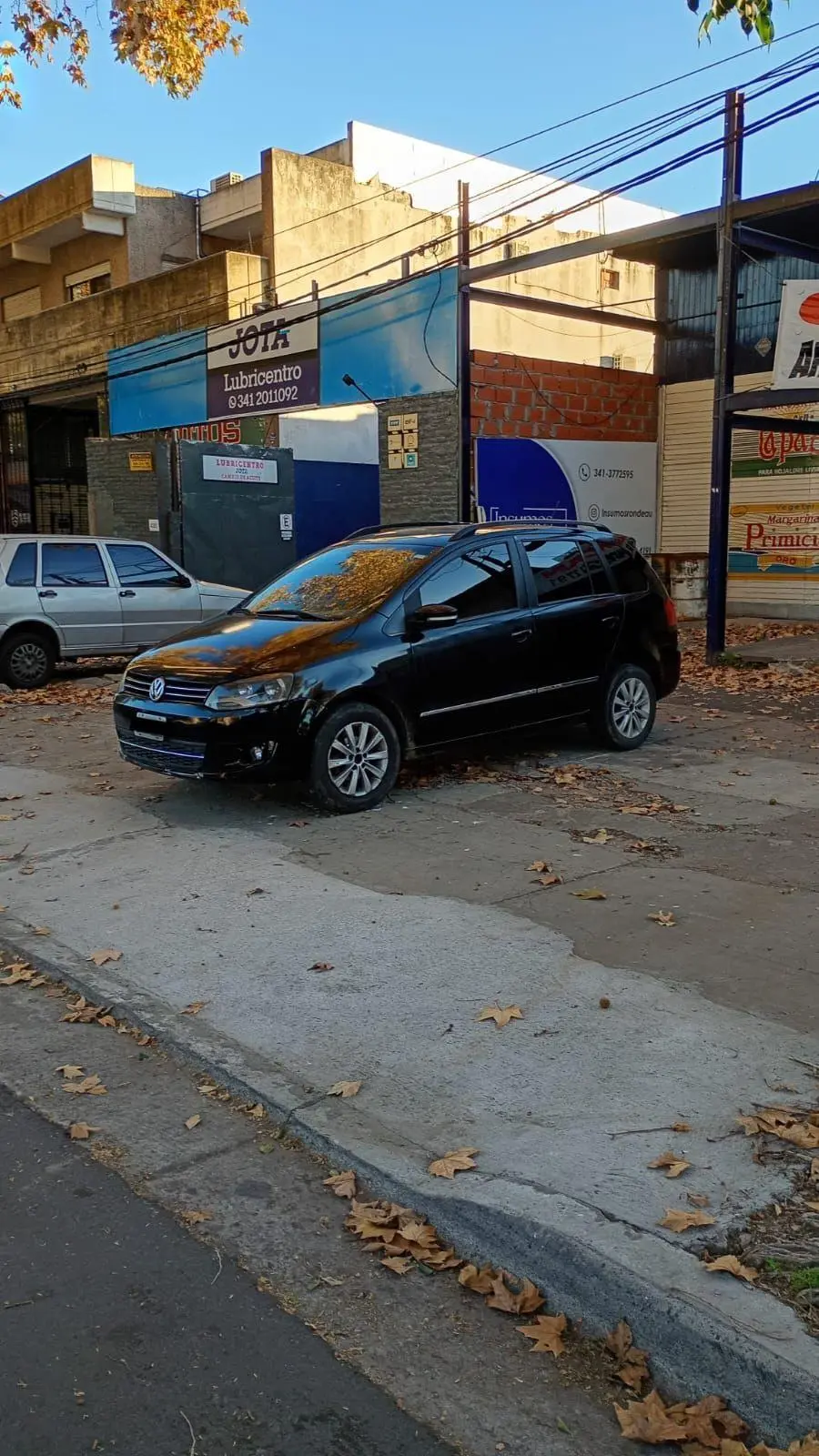 Volkswagen Suran 1.6 Highline  2009 - foto 2