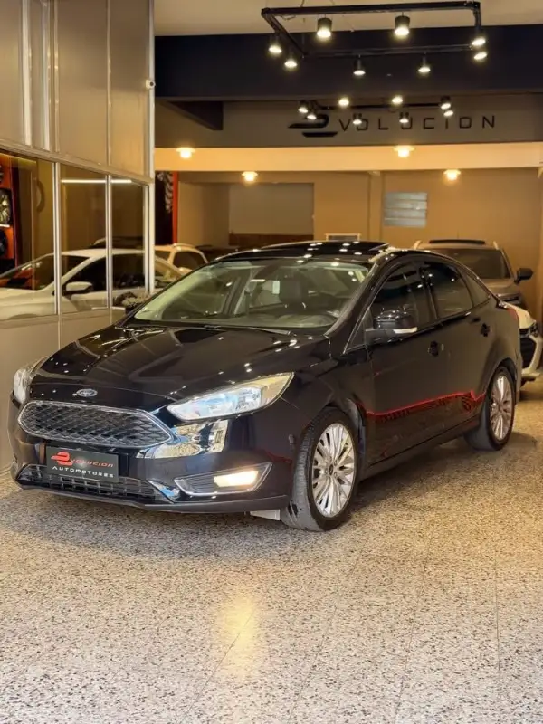 Ford Focus L/14 2.0 4 P Se Plus Aut  2015 - foto 1