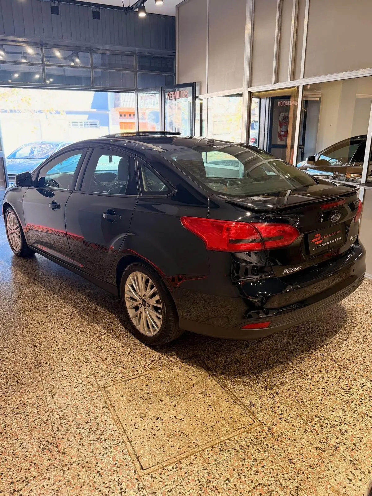 Ford Focus L/14 2.0 4 P Se Plus Aut  2015 - foto 5