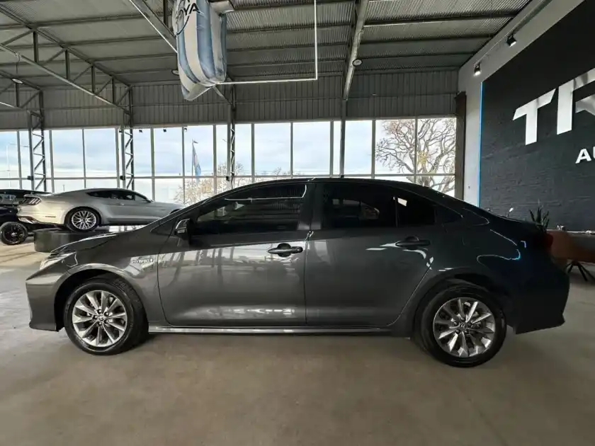Toyota Corolla 1.8 Xei L/20 E-Cvt Hybrid  2022 - foto 5