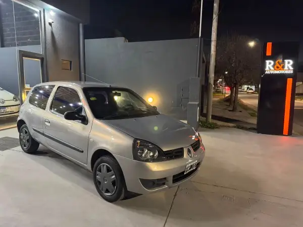 Renault Clio 2 F2 1.2 3 P. Authentique  2006 - foto 1