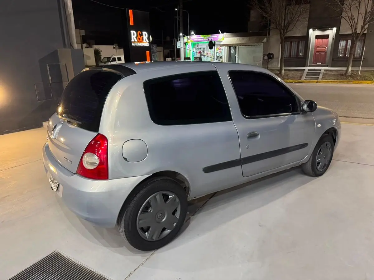 Renault Clio 2 F2 1.2 3 P. Authentique  2006 - foto 3