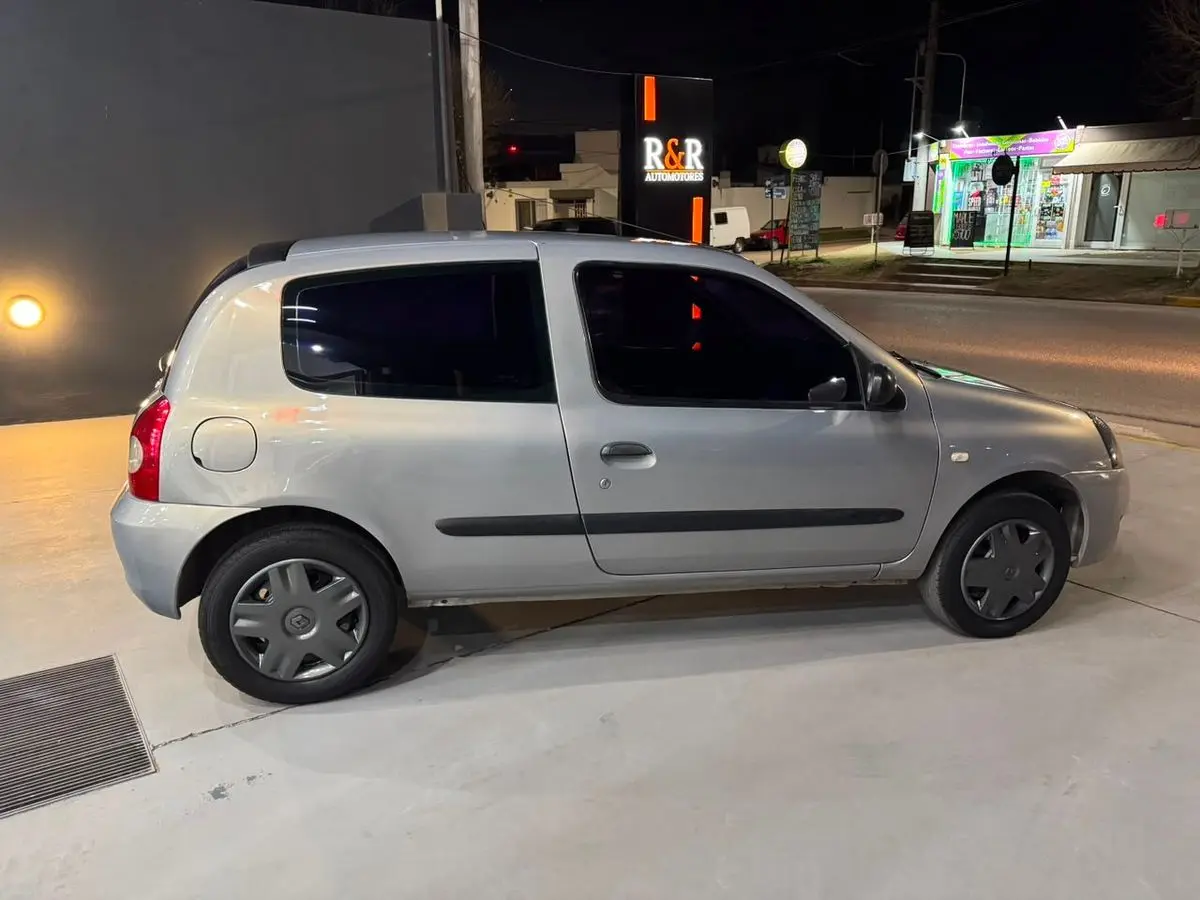 Renault Clio 2 F2 1.2 3 P. Authentique  2006 - foto 4