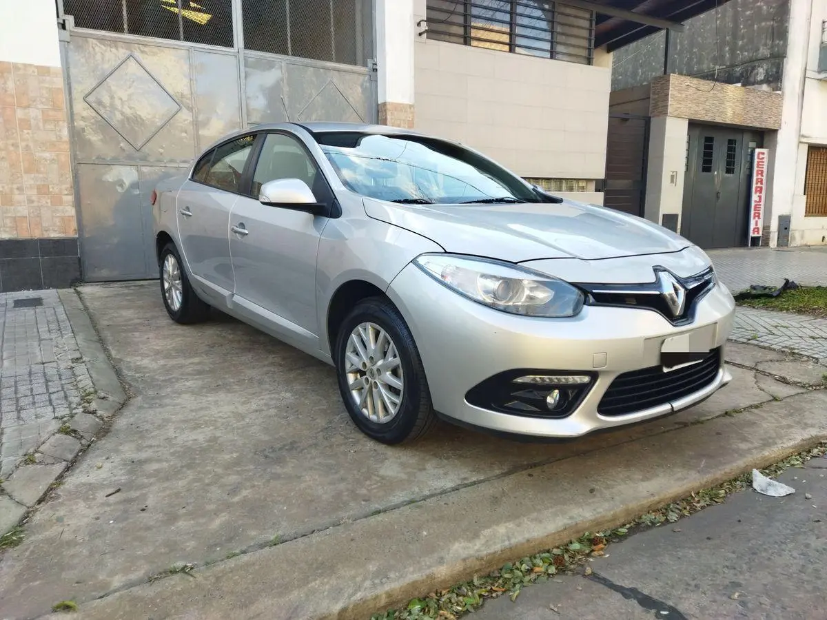 Renault Fluence 2.0  Luxe L/15 Pack  2016 - foto 3