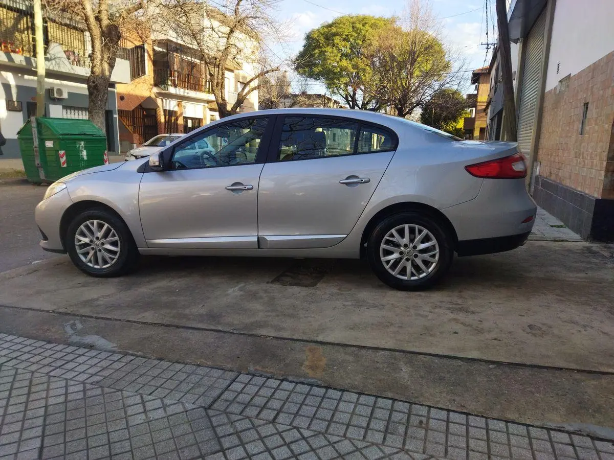 Renault Fluence 2.0  Luxe L/15 Pack  2016 - foto 5