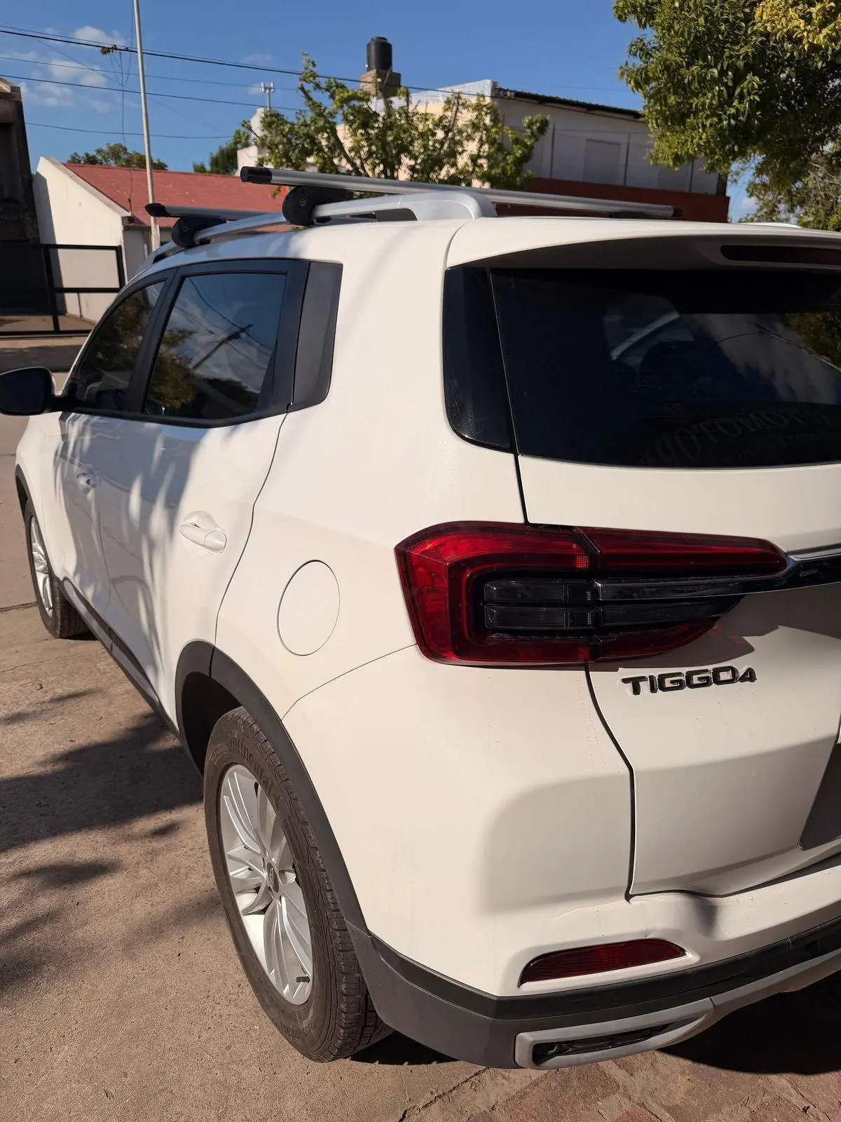 Chery Tiggo 4 2.0 4X2 Confort   2021 - foto 3