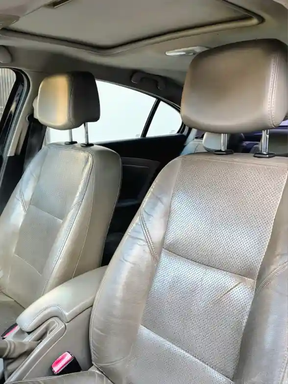Renault Fluence 2.0  Privilege  2013 - foto 4
